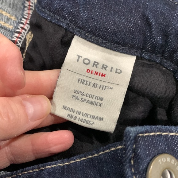 EUC torrid 26R slim boot cut fit jeans - Picture 5 of 6